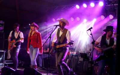 10-05 Friends Of Country Live in de Ouwe Stal Nieuw Schoonebeek