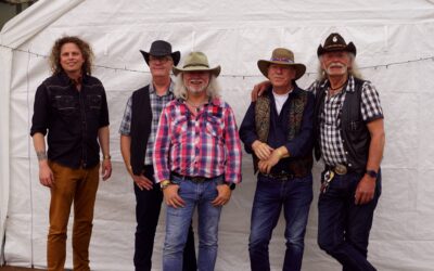 01-06 Friends Of Country Live in de Ouwe Stal met Saddle Up in Nieuw Schoonebeek